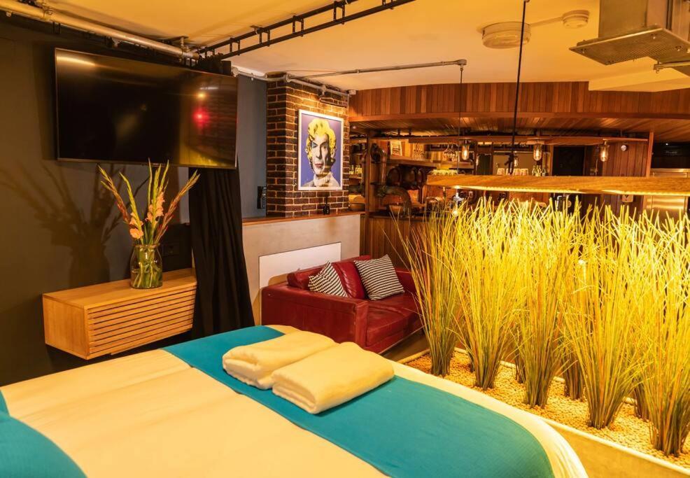 The Jazz Quarters, Southsea'S Hidden Gem Lejlighed Portsmouth Eksteriør billede